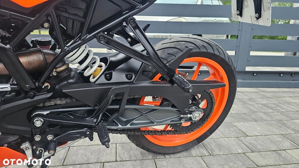 KTM RC 125 - 6