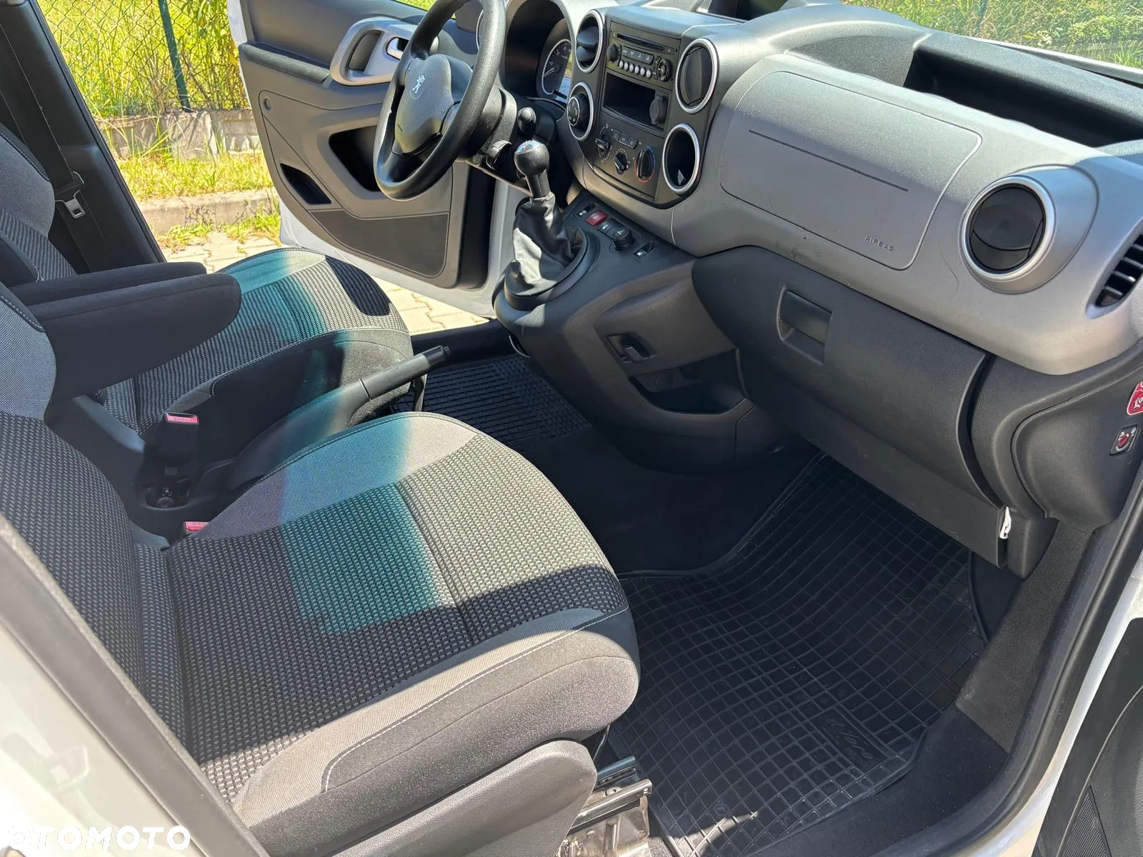 Peugeot Partner 1.6 BlueHDi L2 Pro (bryg.) - 18