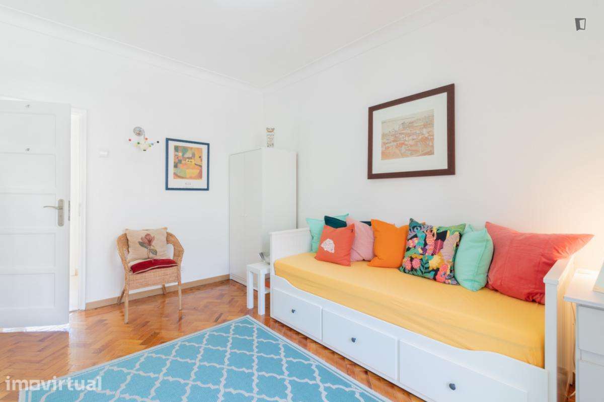 Apartamento com 1 quartos - localizado em Ajuda Lisbon - Grande imagem: 3/11