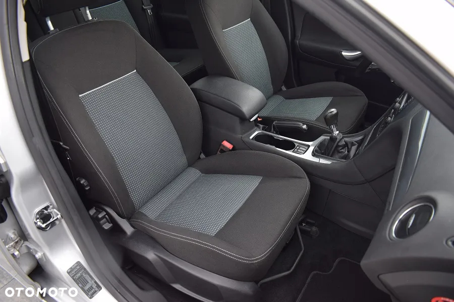 Ford Mondeo Turnier 2.0 TDCi Ambiente - 13