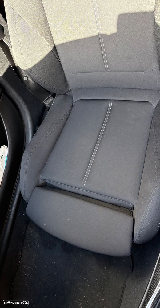 BMW 118 dA Line Urban - 26