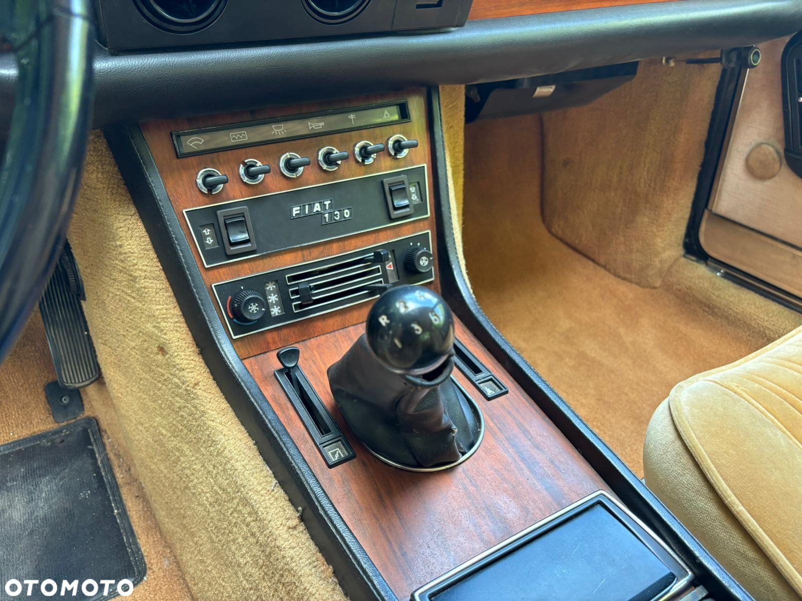 Fiat 130 - 20