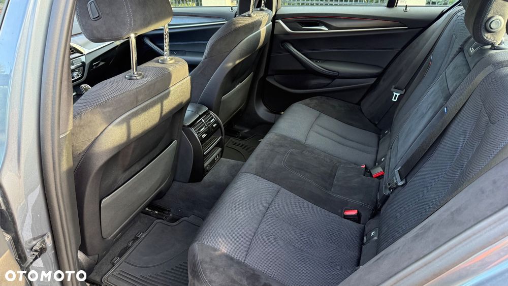 BMW Seria 5 520d MHEV M Sport sport - 22