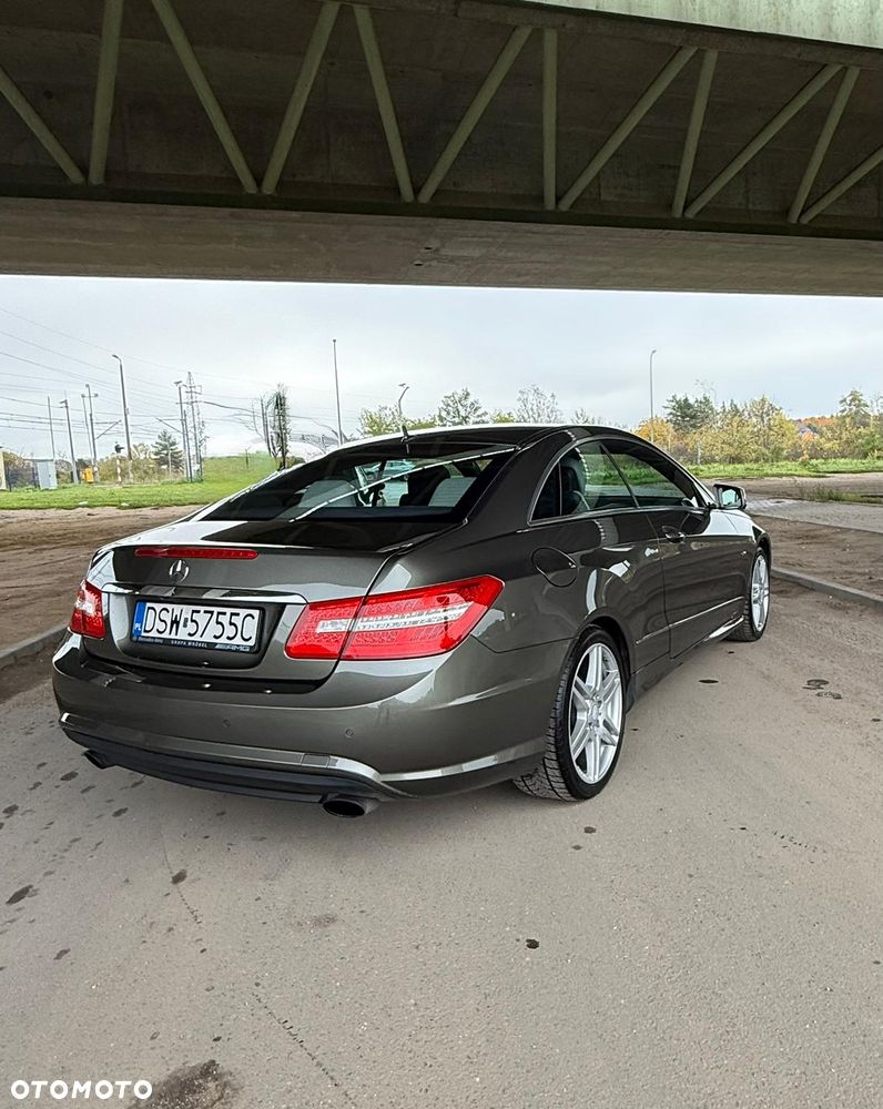 Mercedes-Benz Klasa E 350 CDI DPF BlueEFFICIENCY 7G-TRONIC Avantgarde - 10