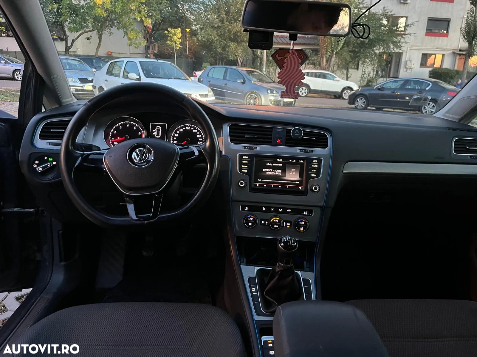 Volkswagen Golf - 4