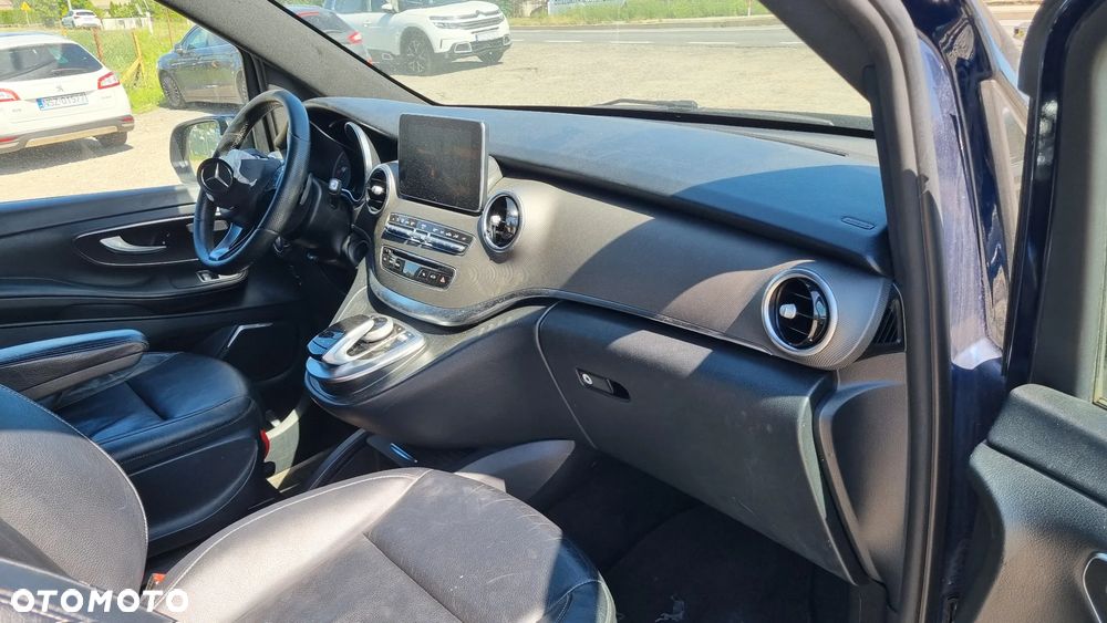 Mercedes-Benz Klasa V 250 (BlueTEC) d extralang 7G-TRONIC - 22