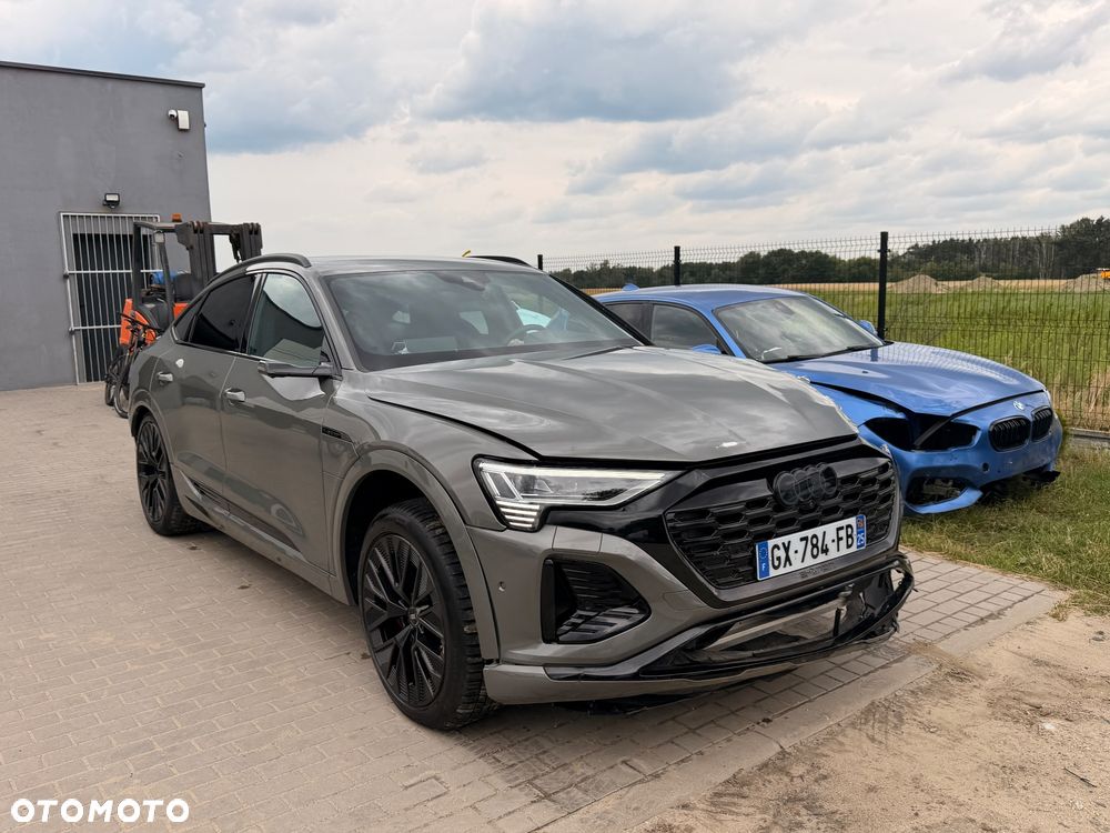 Audi Q8 Sportback e-tron 55 quattro S line - 2