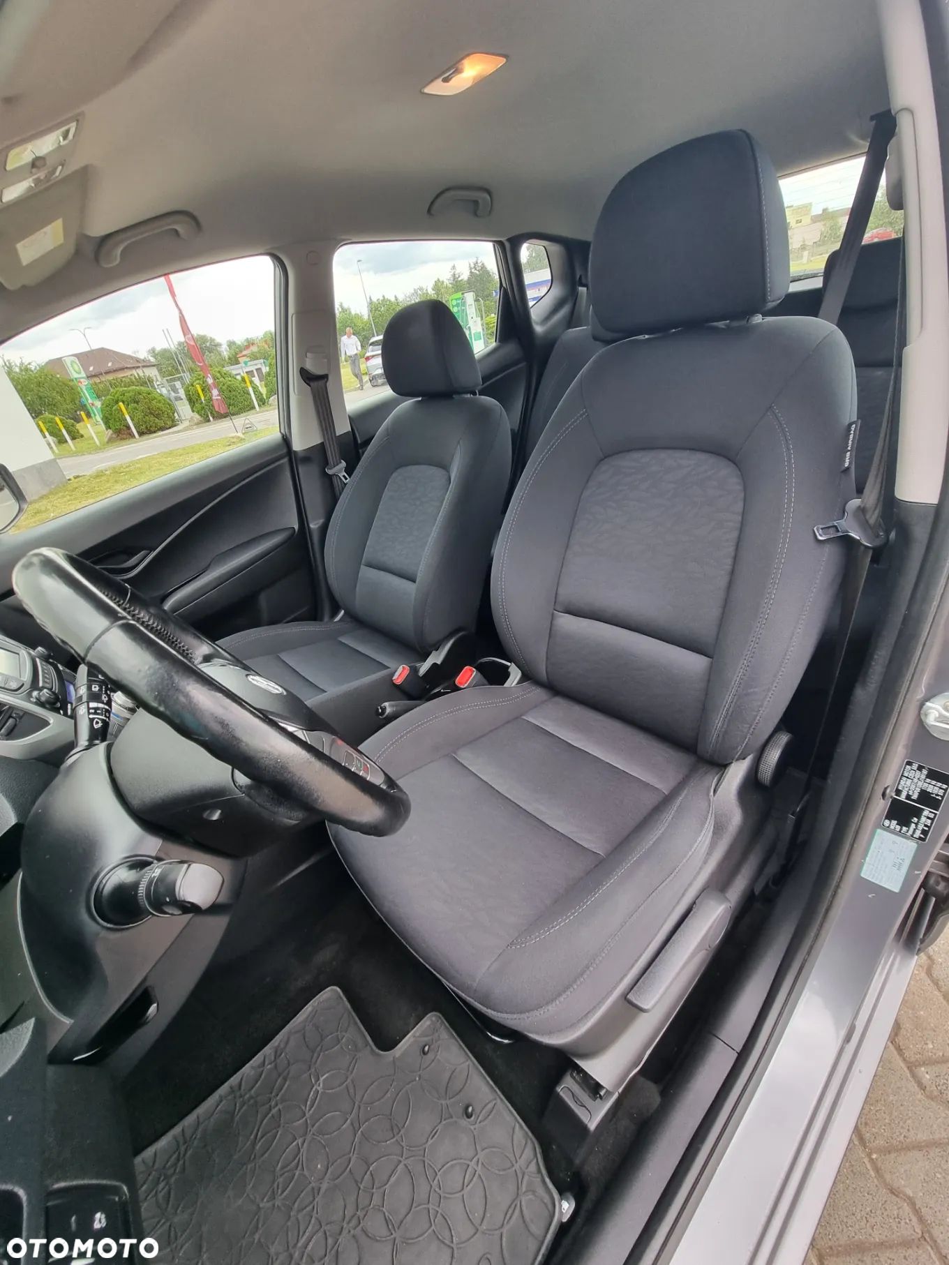 Hyundai ix20 - 12