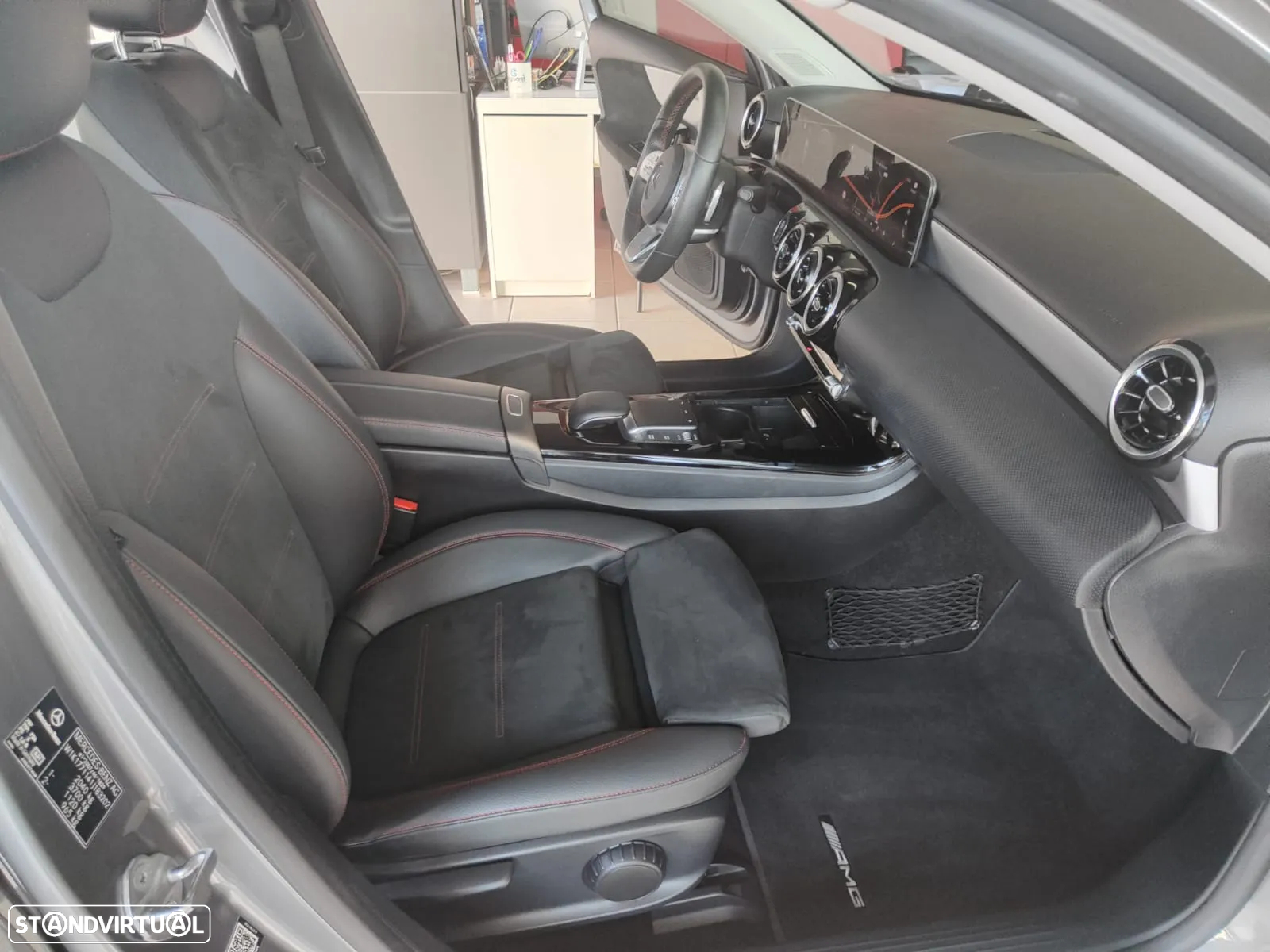 Mercedes-Benz A 220 Limousine d 8G-DCT AMG Line - 15