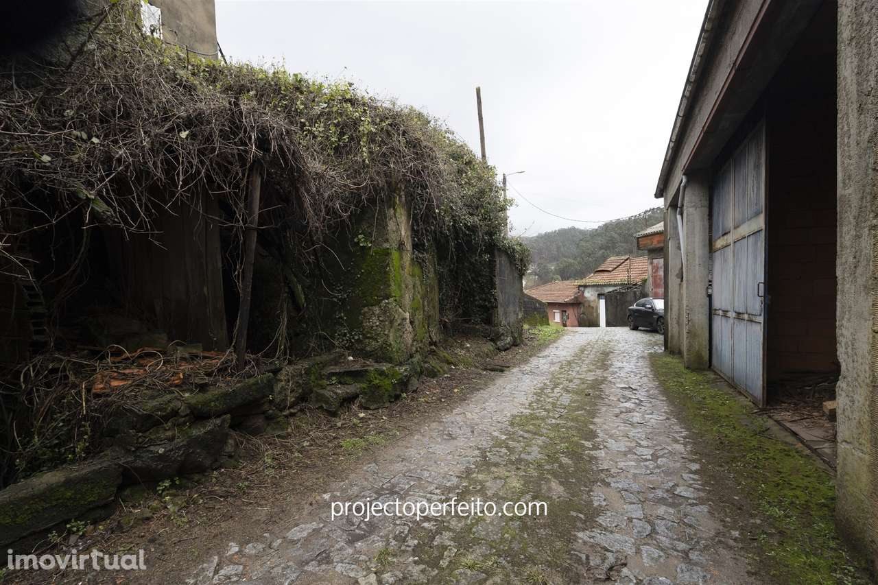 Armazém  Venda em Macieira de Cambra,Vale de Cambra - Grande imagem: 3/27
