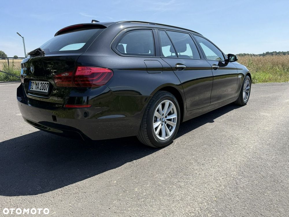 BMW Seria 5 530d Sport-Aut - 25