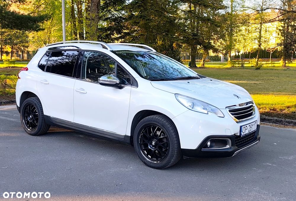 Peugeot 2008 1.6 e-HDi Allure S&S - 3