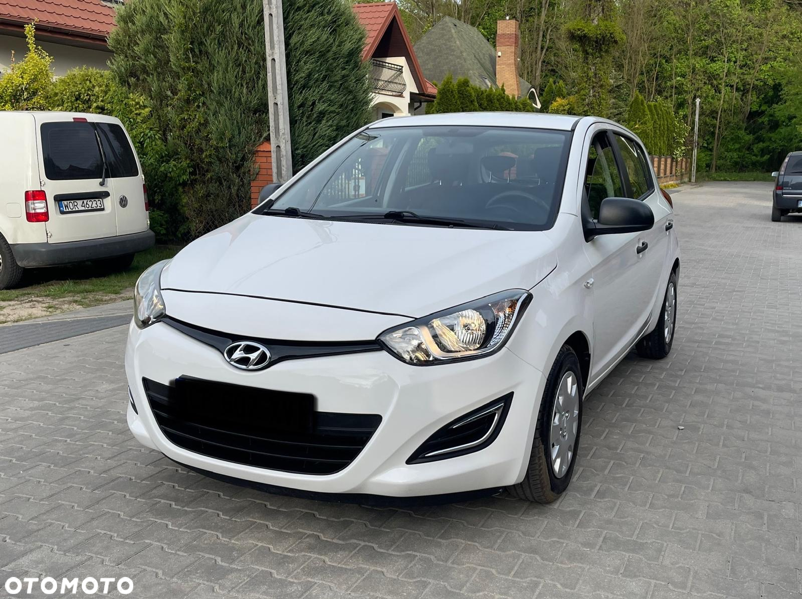 Hyundai i20 1.2 Trend - 14