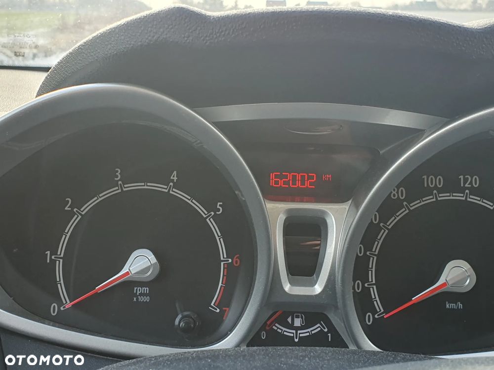 Ford Fiesta - 6