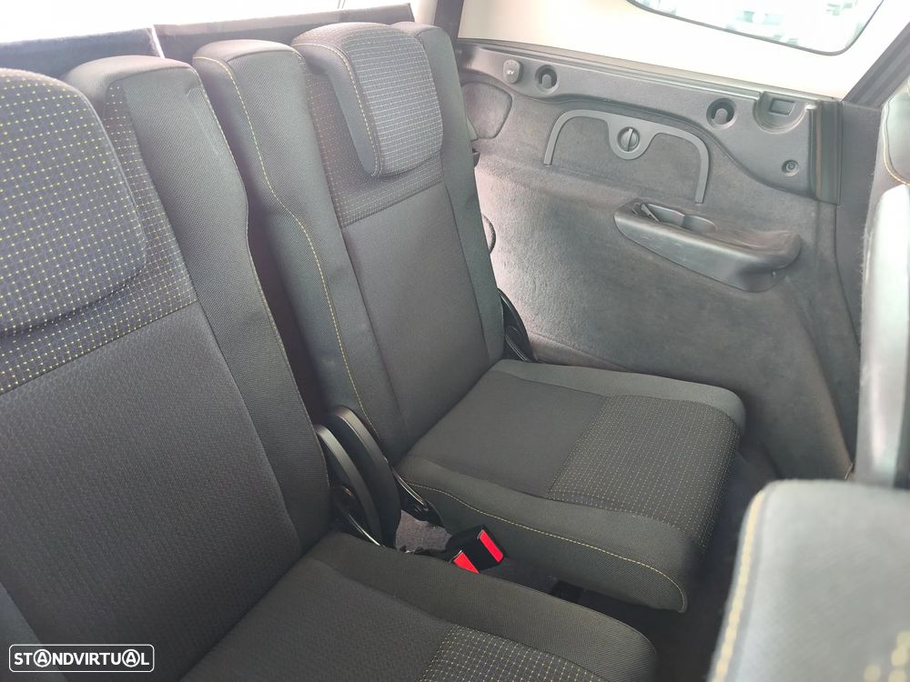 Renault Grand Scénic 1.5 dCi Dynamique S 7L - 19