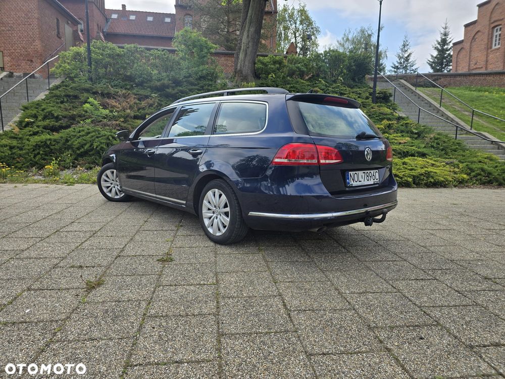 Volkswagen Passat 1.6 TDI BlueMotion Technology Comfortline - 6