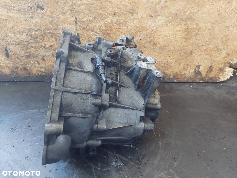 SKRZYNIA BIEGÓW OPEL VECTRA C 2.2 16V MANUAL 5 BIEGÓW F23 - 2