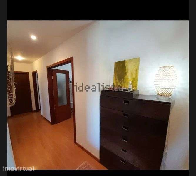 Vendo apartamento mobilado pronto para habitar. T3 no centro da vila - Grande imagem: 5/10
