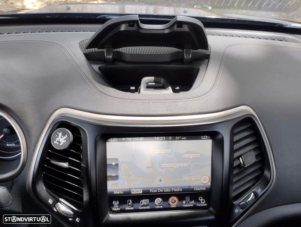 Jeep Cherokee 2.0 MJD Longitude - 30