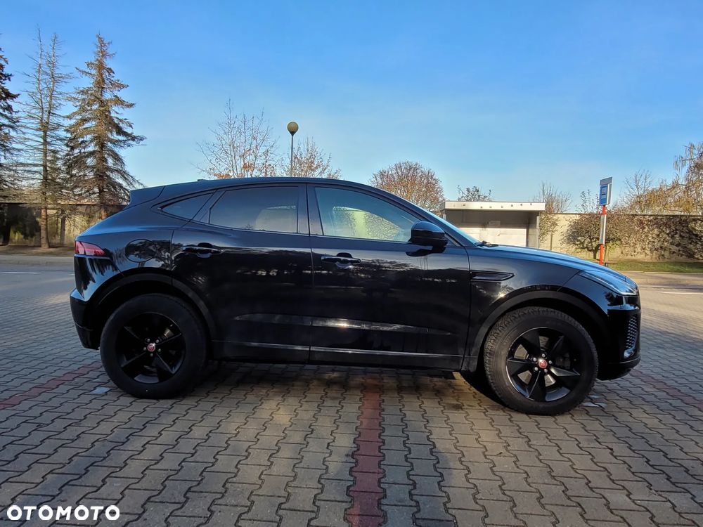 Jaguar E-Pace 2.0 i4P AWD R-Dynamic - 33