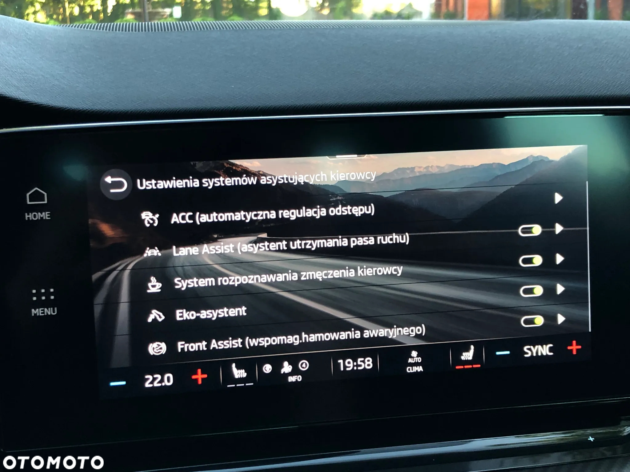 Skoda Octavia 2.0 TDI DSG RS - 26