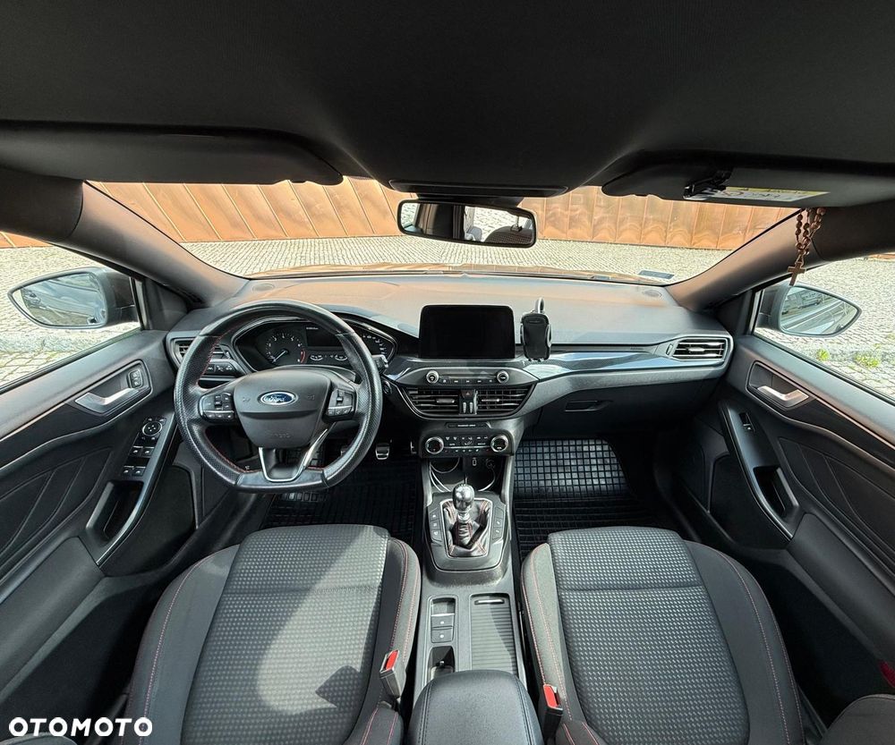 Ford Focus - 9