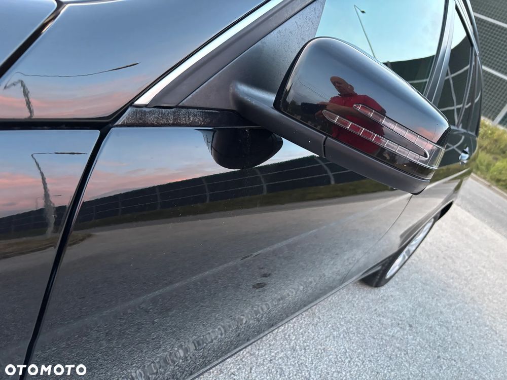 Mercedes-Benz Klasa C 200 CDI DPF Automatik BlueEFFICIENCY Special Edition - 36