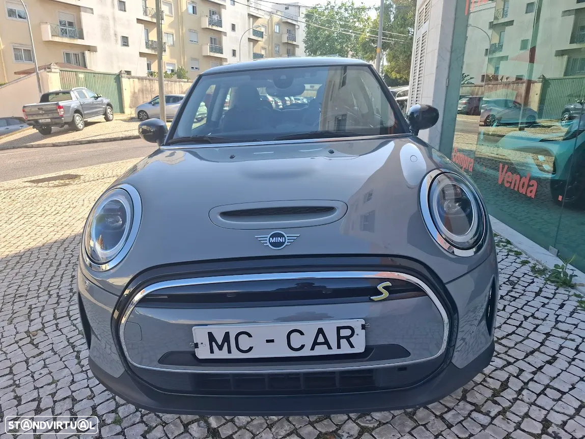 MINI 3 Portas Cooper SE Camden Edition - 48