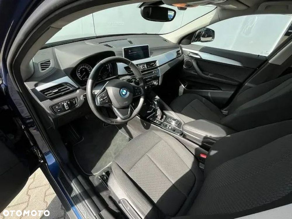 BMW X2 - 15
