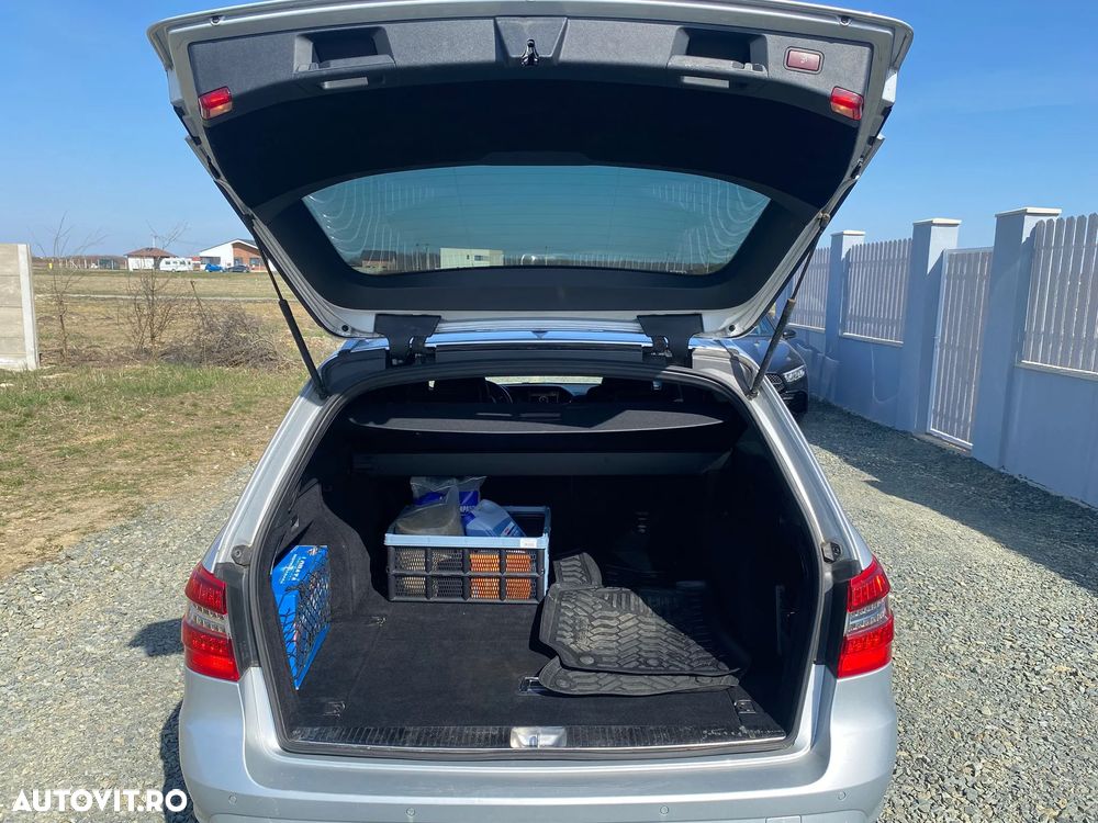 Mercedes-Benz E 350 CDI 4MATIC BlueEfficiency Aut. - 32