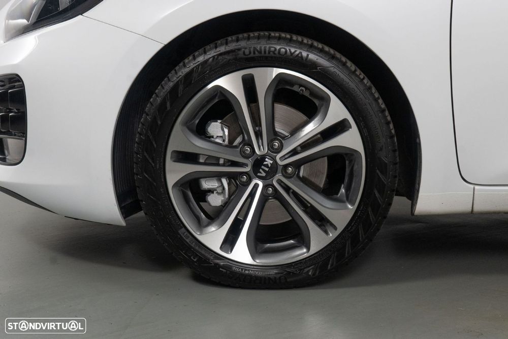 Kia Ceed SW 1.6 CRDi GT Line - 20
