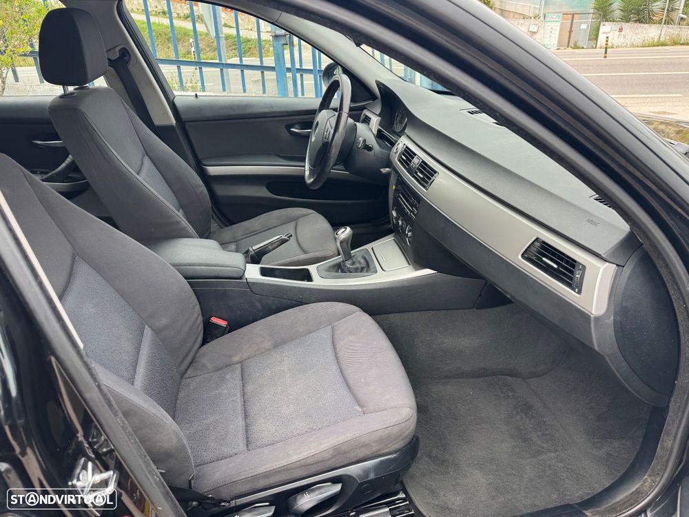 BMW 318 d DPF Edition Exclusive - 26