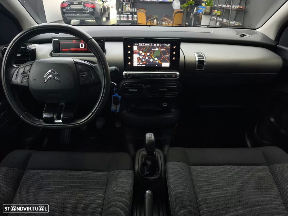 Citroën C4 Cactus 1.5 BlueHDi Shine Pack — fotografia 23