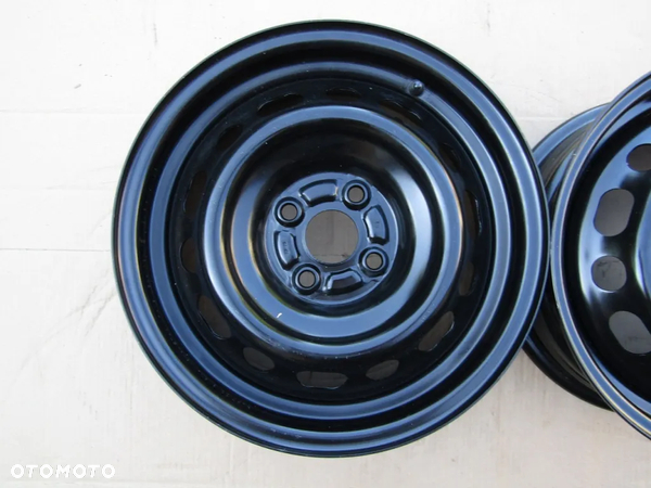 1x Felga 15 Mazda 2 5,5j 4x100 ET40 od 2015r- / oryginał