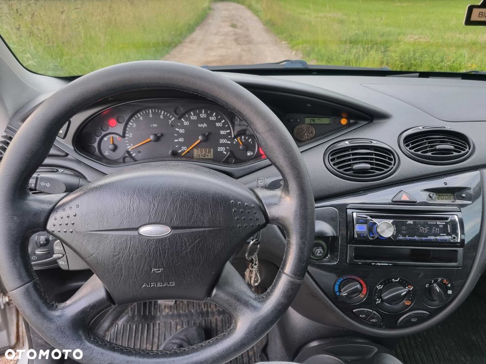 Ford Focus - 7