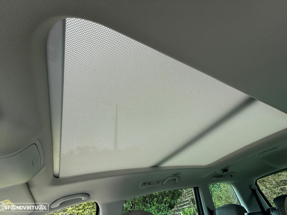 VW Sharan 2.0 TDI Highline DSG - 48