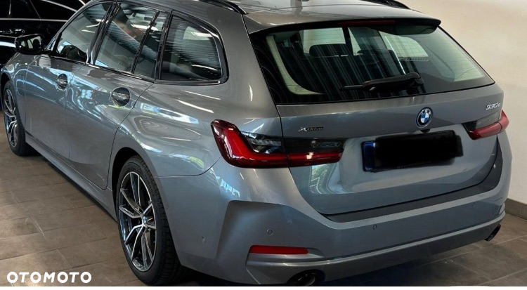 BMW Seria 3 ver-330e-sport-line - 2