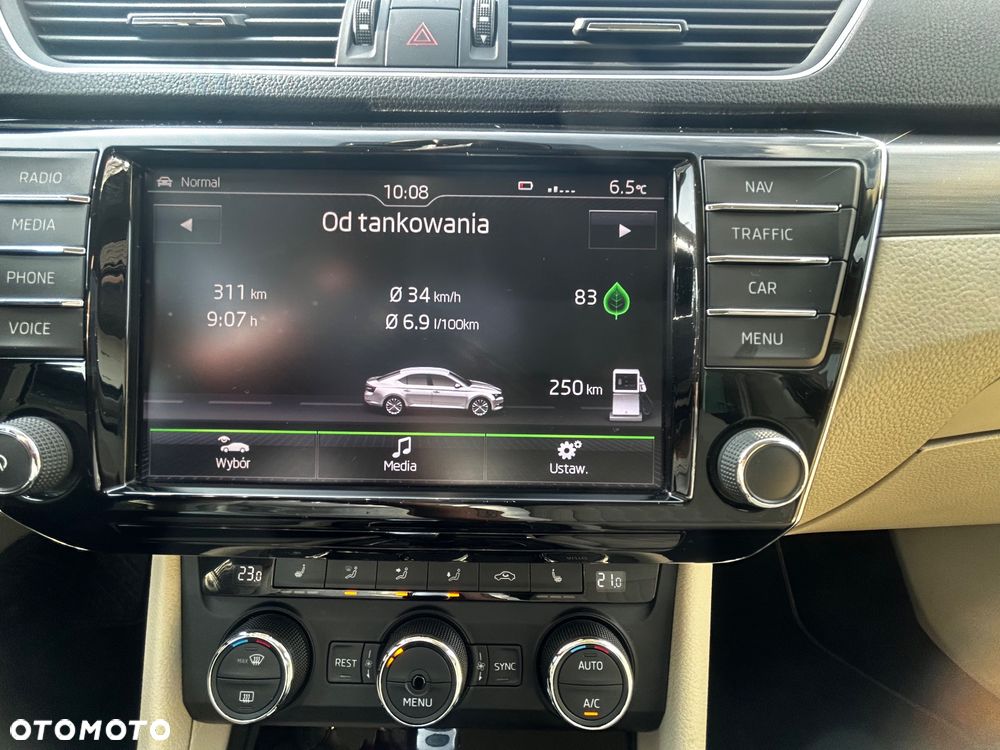 Skoda Superb 2.0 TDI Style DSG - 21