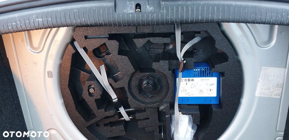 Volkswagen Golf 1.4 TSI Style - 24