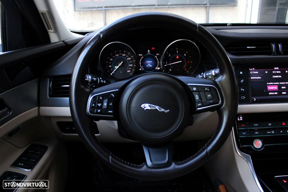 Jaguar XF 2.0 D Pure Aut. - 33