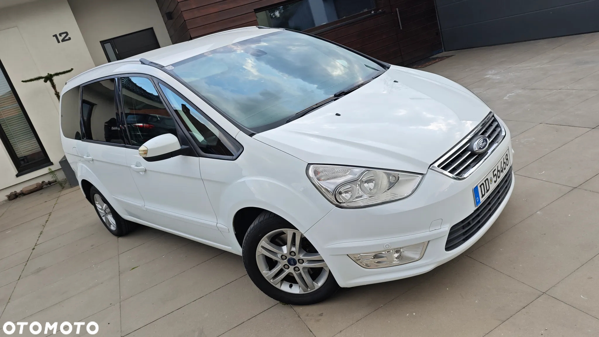 Ford Galaxy 2.0 TDCi Titanium - 32