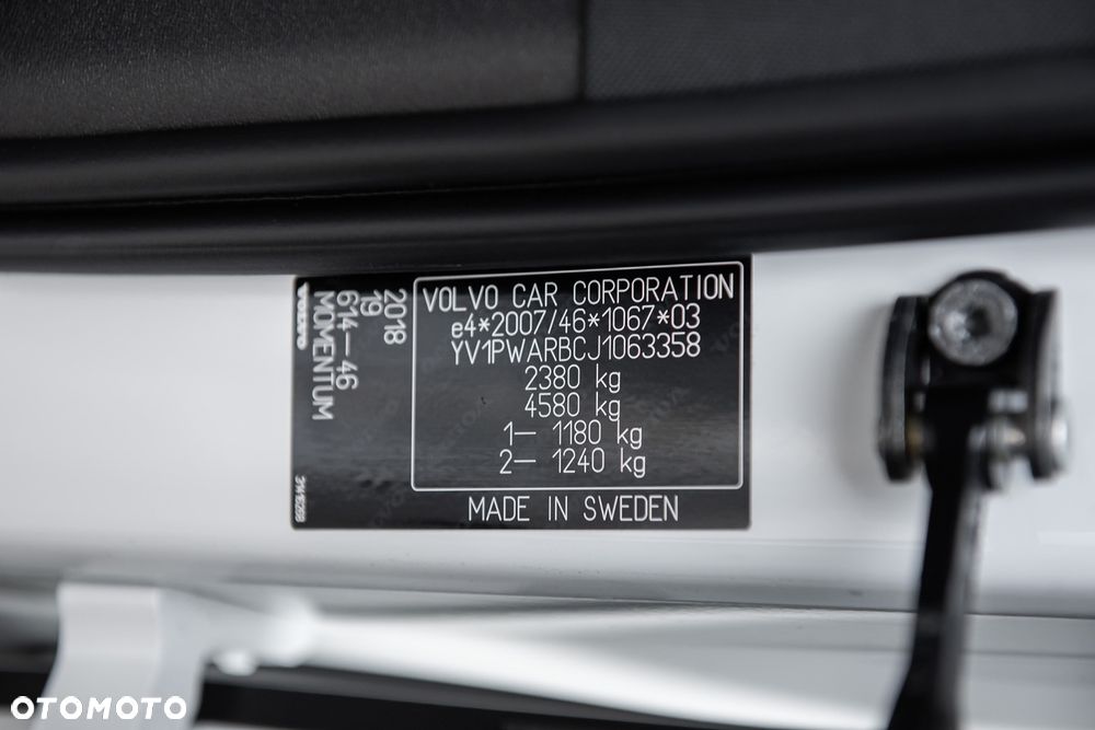 Volvo V90 D3 AWD Geartronic Inscription - 35