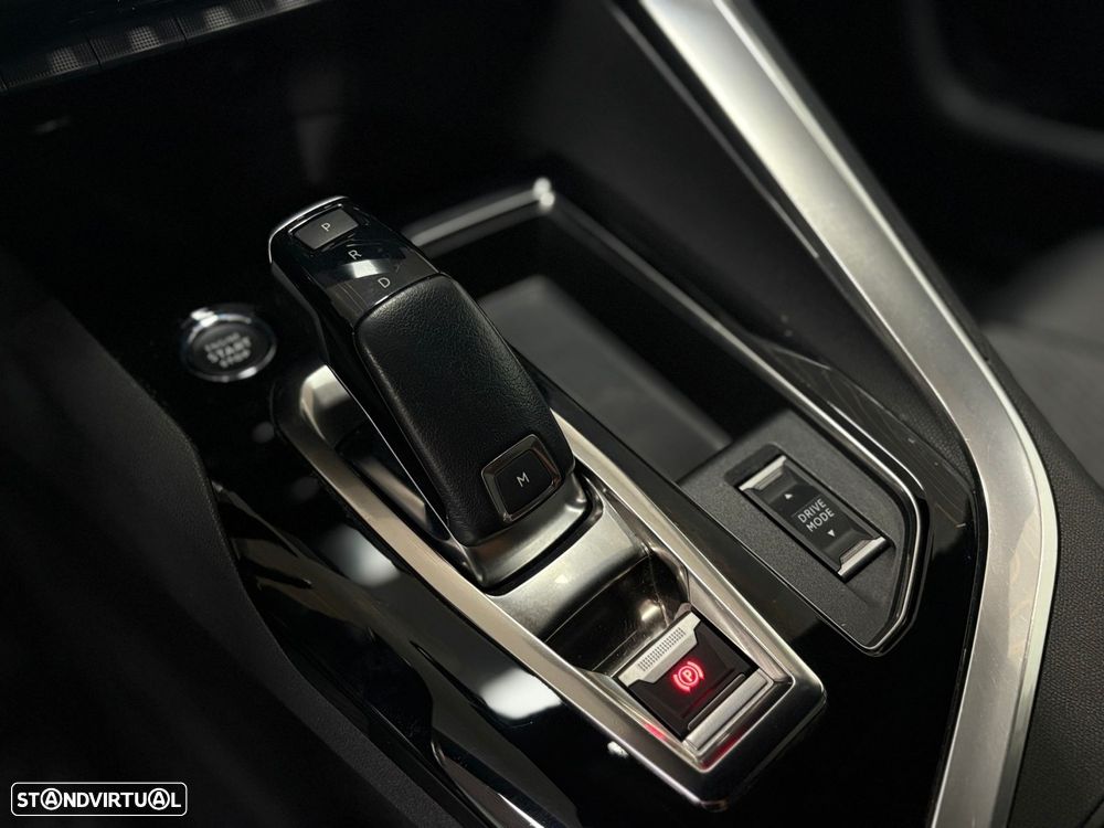 Peugeot 3008 1.5 BlueHDi Allure EAT8 - 17