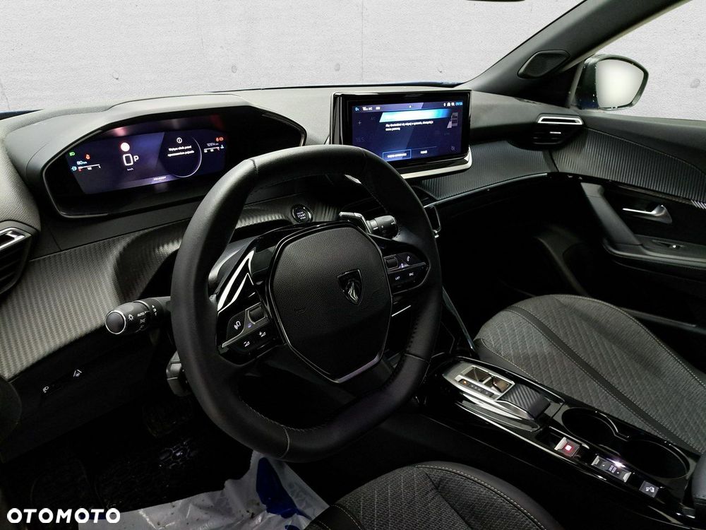 Peugeot 2008 - 11