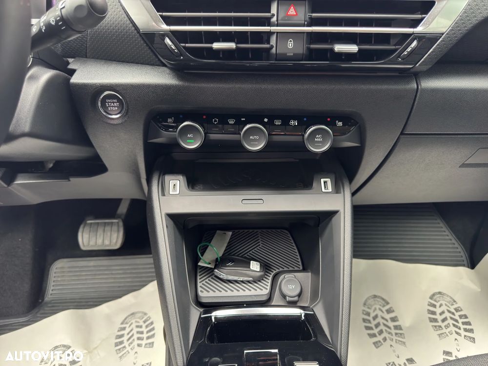 Citroën C4X e-C4 X SHINE - 18