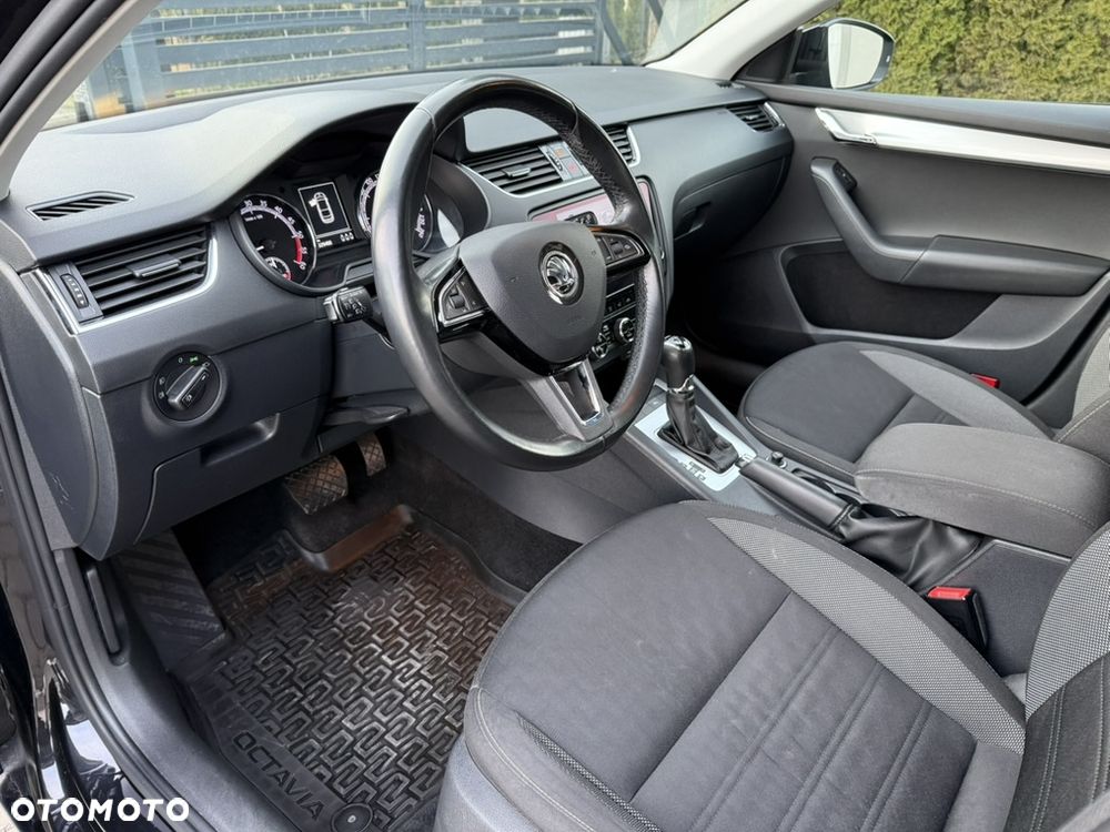 Skoda Octavia 1.6 TDI Ambition DSG - 10