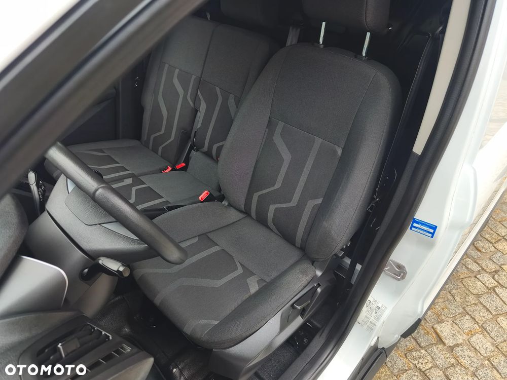 Ford Transit Connect - 7