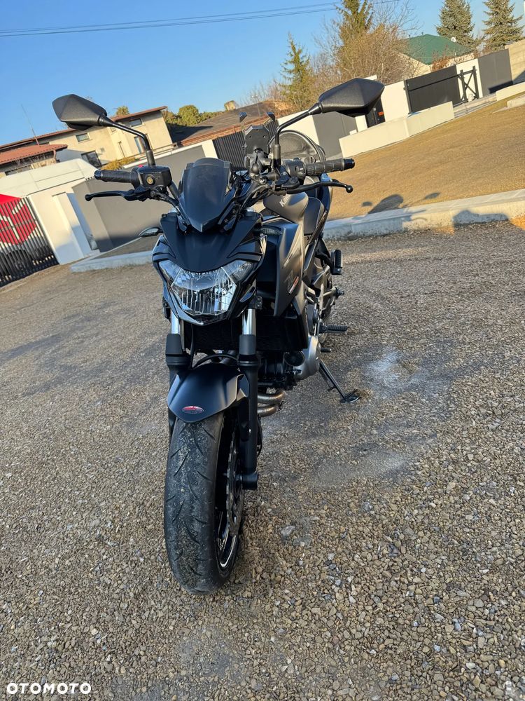 Kawasaki Z 650 - 6