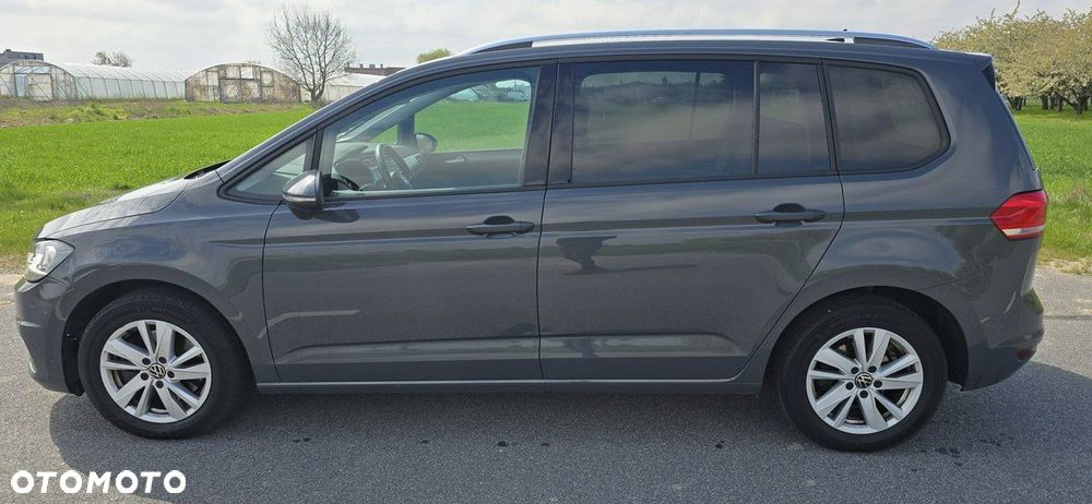 Volkswagen Touran - 2