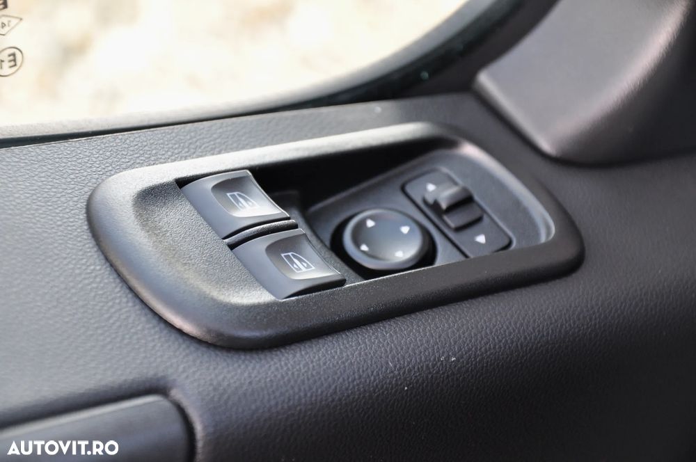 Renault Master L4H2 Van - 19